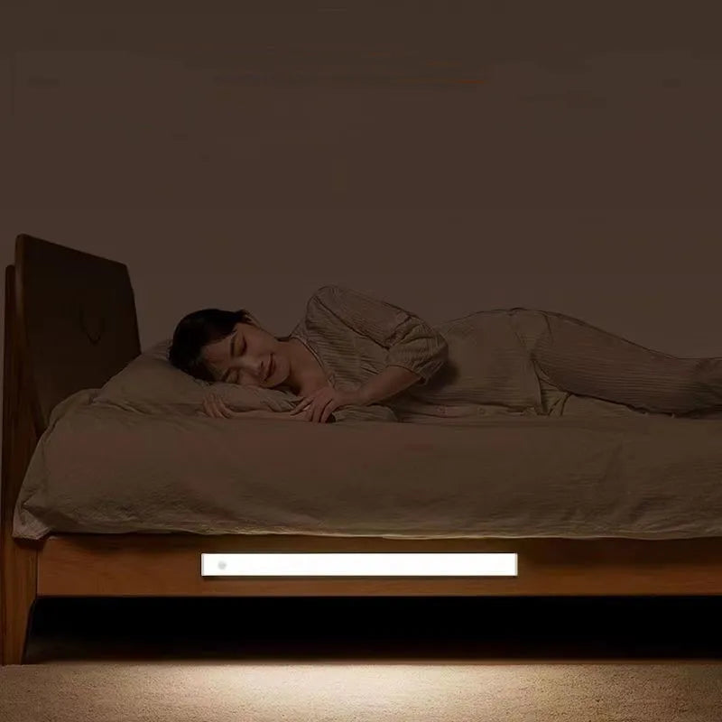 Luz LED de Gabinete con Sensor de Movimiento – Tema Fantasía, Recargable USB